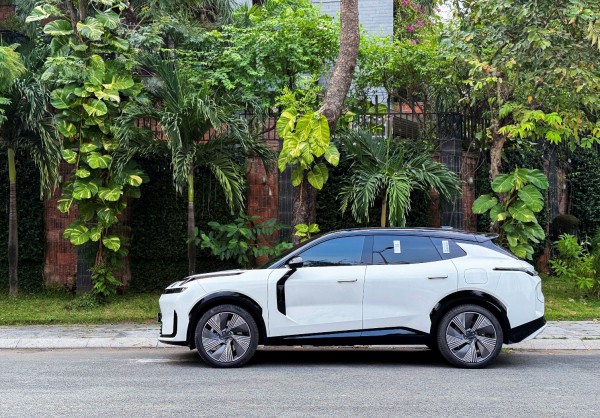 Trải nghiệm xe Lynk & Co 08 chiếc SUV PHEV sang xịn và mịn Trải nghiệm xe Lynk & Co 08 chiếc SUV PHEV sang xịn và mịn