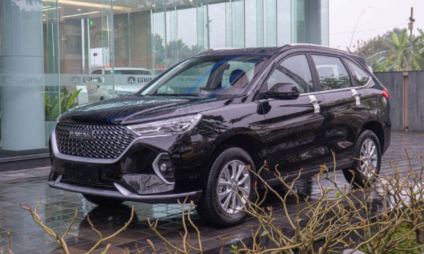 Doanh nghiệp bán ô tô Trung Quốc trong tình cảnh khó khăn