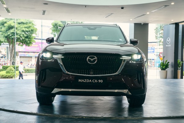 SUV 'xịn' nhất của Mazda về Việt Nam năm 2026 có gì đặc biệt? SUV 'xịn' nhất của Mazda về Việt Nam năm 2026 có gì đặc biệt?