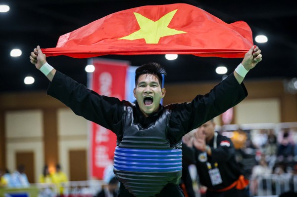 Trọng tài không chấm điểm cho võ sĩ Việt Nam, động thái nóng của BHL và cái kết… Trọng tài không chấm điểm cho võ sĩ Việt Nam, động thái nóng của BHL và cái kết…