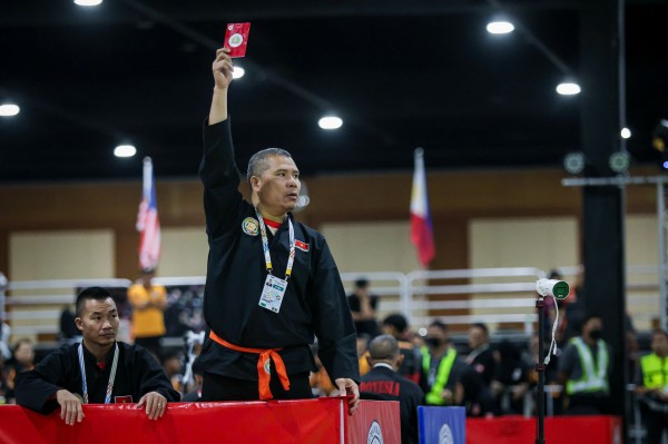 Trọng tài không chấm điểm cho võ sĩ Việt Nam, động thái nóng của BHL và cái kết… Trọng tài không chấm điểm cho võ sĩ Việt Nam, động thái nóng của BHL và cái kết…