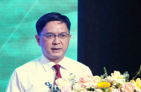 Ông Nguyễn Lộc Hà làm Phó chủ tịch thường trực UBND TP.HCM Ông Nguyễn Lộc Hà làm Phó chủ tịch thường trực UBND TP.HCM