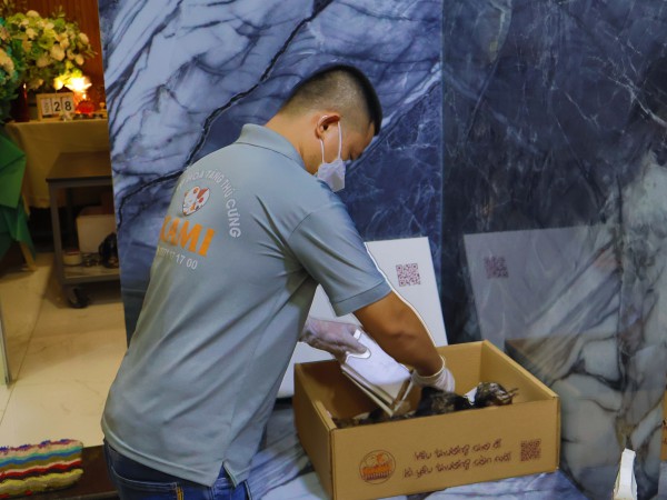 Hỏa táng thú cưng: Ngày đầu vào Bình Hưng Hòa 'hơi sợ sợ'