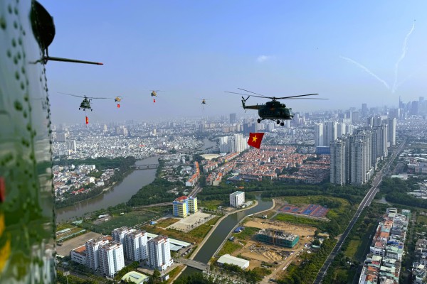 50 năm Trung đoàn Không quân trực thăng 916 anh hùng 50 năm Trung đoàn Không quân trực thăng 916 anh hùng