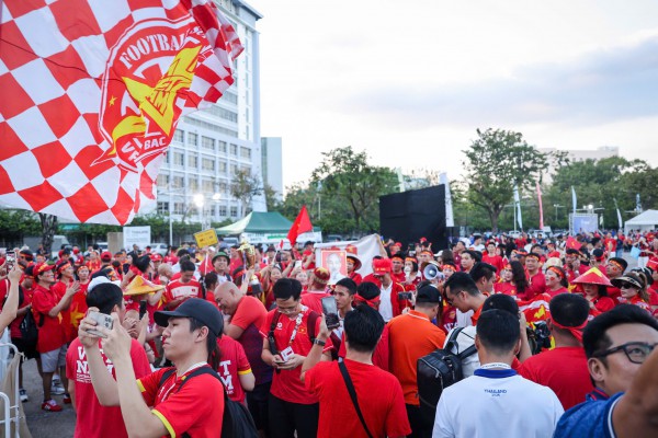 CĐV đặc biệt của U.23 Việt Nam: 'Mong trọng tài công tâm, đội tuyển nữ đã chịu thiệt rồi'