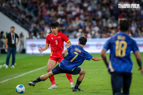 Quá đã hình ảnh U.22 Việt Nam quật ngã Thái Lan ngay tại Rajamangala, giành HCV SEA Games 33