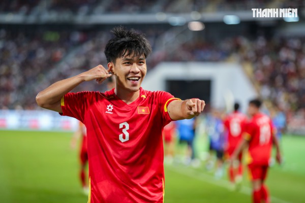 Quá đã hình ảnh U.22 Việt Nam quật ngã Thái Lan ngay tại Rajamangala, giành HCV SEA Games 33