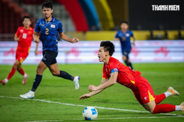 Quá đã hình ảnh U.22 Việt Nam quật ngã Thái Lan ngay tại Rajamangala, giành HCV SEA Games 33