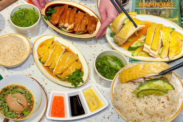 Cơm gà Hải Nam kiểu Singapore chinh phục thực khách Sài Gòn