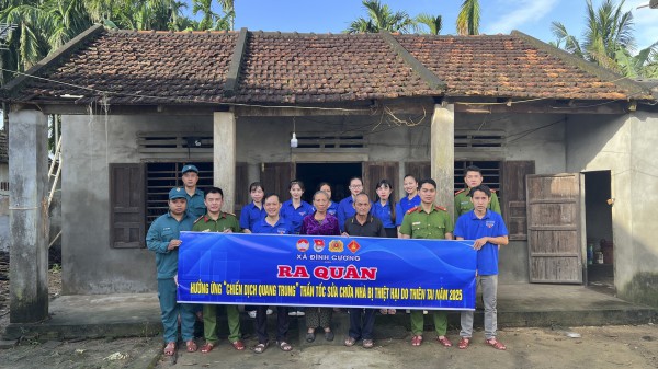 Tái thiết vùng rốn lũ: Tuổi trẻ Công an Quảng Ngãi dựng nhà cho dân ăn tết