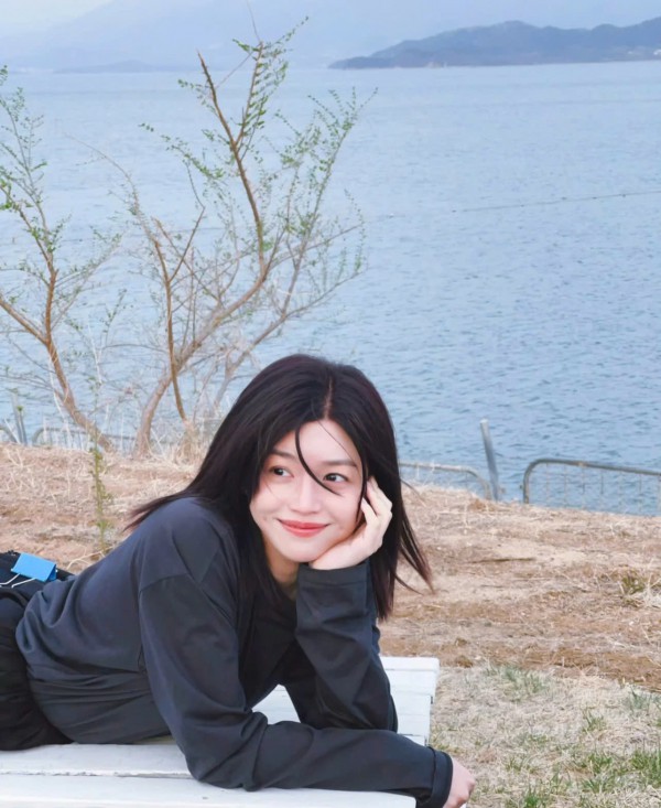 Cách dưỡng da đẹp "thách thức thời gian" của Trần Nghiên Hy