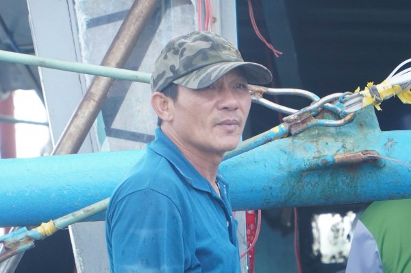 Tái thiết vùng rốn lũ: Vá lại tàu thuyền, trở lại nhịp sống mưu sinh