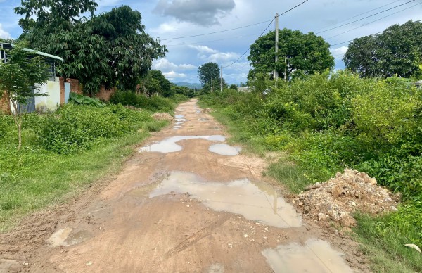 Hiến gần 7.000 m² đất làm đường, 18 năm vẫn 'án binh bất động'