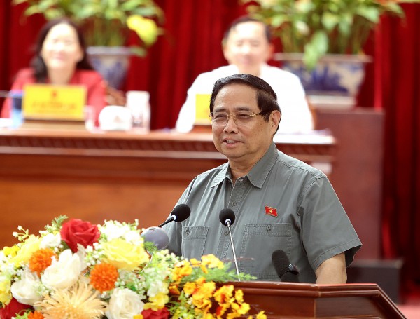 Thủ tướng Phạm Minh Chính: Đào tạo nhân lực y tế và giáo dục phải toàn diện