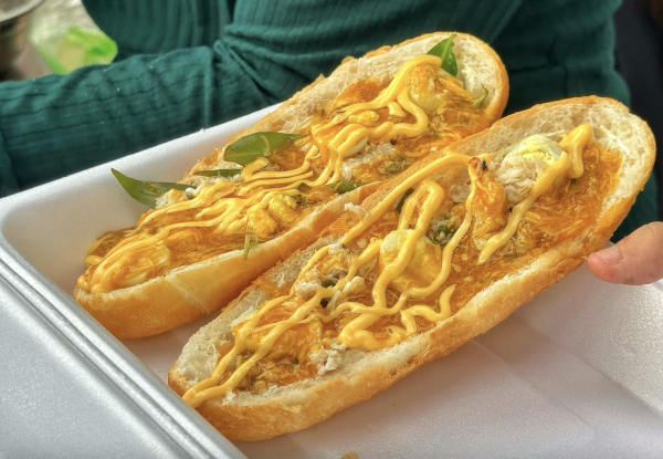 Bánh mì xốt gạch cua, bánh dép phô mai… khuấy đảo ẩm thực Việt năm 2025, còn gì nữa?