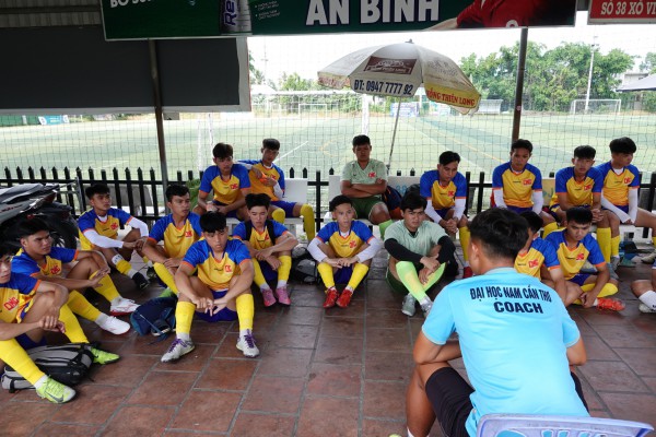 Trường ĐH Nam Cần Thơ quyết tâm giành 'vé vàng' vòng loại TNSV THACO cup 2026