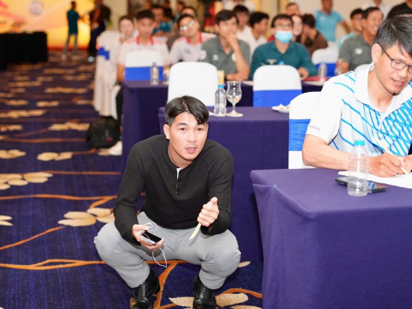 Vòng loại khu vực TP.HCM xuất hiện 3 'nhóm tử thần', các đội căng thẳng…