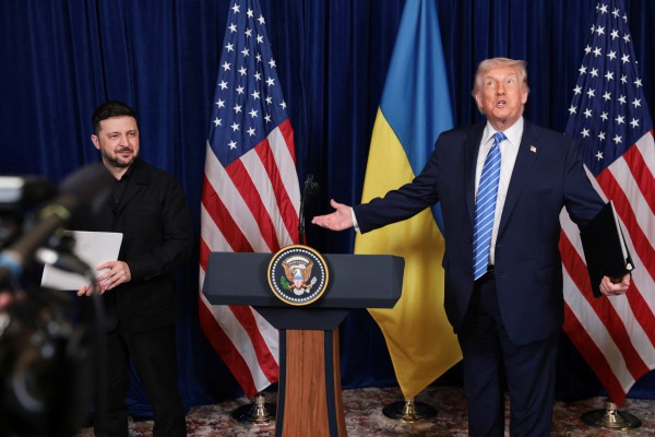 Ông Trump và ông Zelensky vừa đàm phán xong, tình hình ra sao?