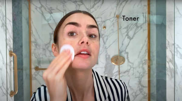 Bí quyết giúp Lily Collins tỏa sáng từ phim ra ngoài đời