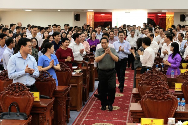 Bộ trưởng Bộ Y tế trả lời cử tri về xóa nợ thuế cho bệnh viện công