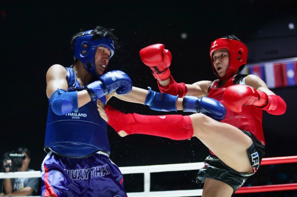 Chiến thuật đặc biệt giúp 2 võ sĩ muay Việt Nam đánh bại người Thái, lên đỉnh vinh quang! Chiến thuật đặc biệt giúp 2 võ sĩ muay Việt Nam đánh bại người Thái, lên đỉnh vinh quang!