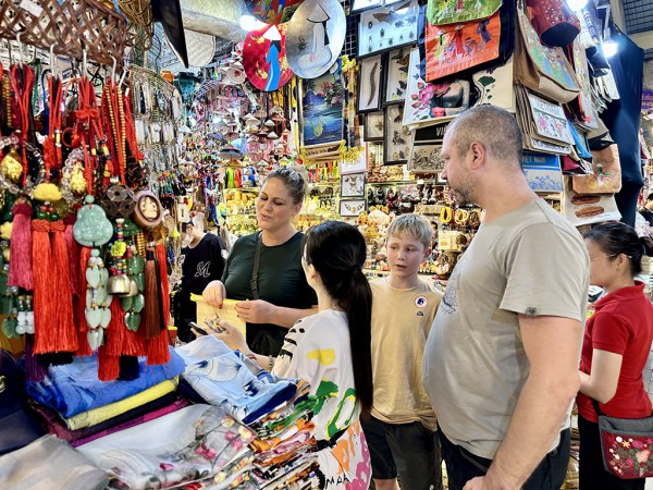 Chợ truyền thống phải thay đổi mạnh mẽ