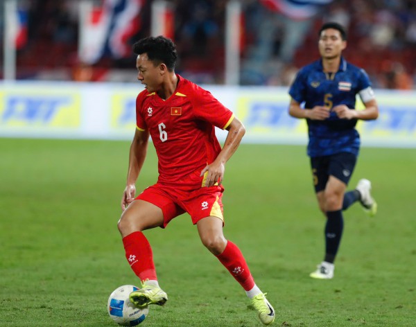 Con đường đúng để bóng đá Việt Nam phát triển bền vững Con đường đúng để bóng đá Việt Nam phát triển bền vững