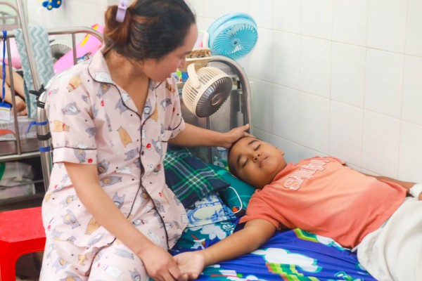 Con muốn sống: Bạn đọc Báo Thanh Niên giúp thêm 137 triệu đồng cho các bệnh nhi ung thư Con muốn sống: Bạn đọc Báo Thanh Niên giúp thêm 137 triệu đồng cho các bệnh nhi ung thư