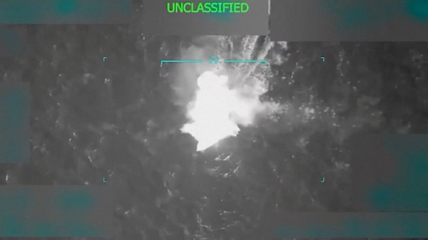 Đảng Dân chủ kêu gọi công bố video vụ tấn công tàu ở Caribe Đảng Dân chủ kêu gọi công bố video vụ tấn công tàu ở Caribe