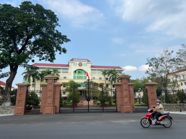 Đề xuất di dời Sở NN-MT Vĩnh Long về trụ sở Tỉnh ủy Bến Tre cũ Đề xuất di dời Sở NN-MT Vĩnh Long về trụ sở Tỉnh ủy Bến Tre cũ