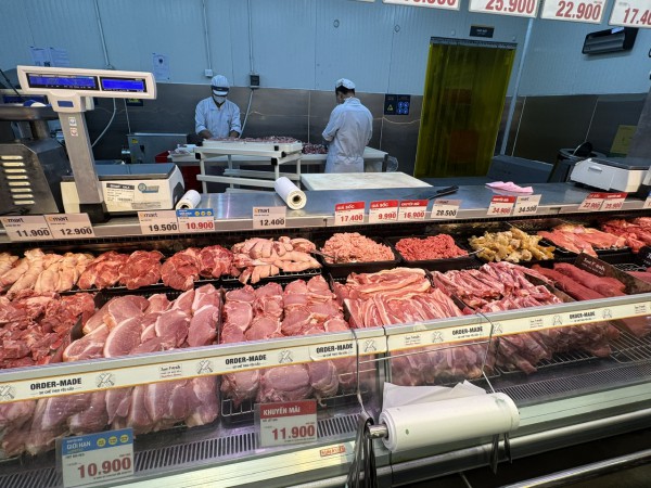 Giá heo hơi hôm nay 29.12.2025: Tiếp tục giảm nhiệt