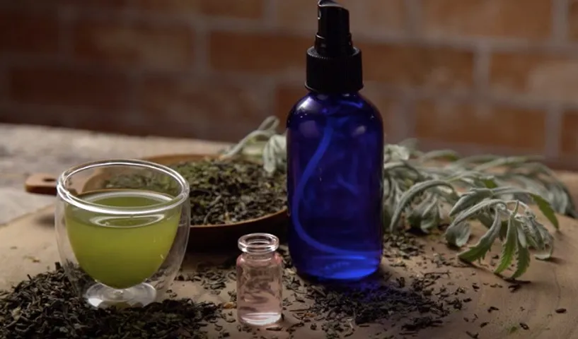 Làm đẹp từ gian bếp: Giảm mụn, dịu da nhờ trà xanh Làm đẹp từ gian bếp: Giảm mụn, dịu da nhờ trà xanh