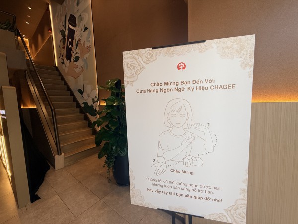 Quán trà sữa ở trung tâm TP.HCM nơi khách gọi món bằng cách... viết