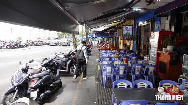 TP.HCM chờ sửa nghị định mới tiếp tục đề án thu phí vỉa hè