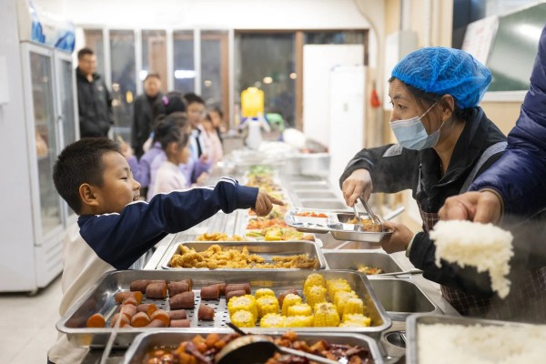 Trung Quốc hướng tới ‘sinh con không chi phí’ trước bài toán già hóa dân số Trung Quốc hướng tới ‘sinh con không chi phí’ trước bài toán già hóa dân số