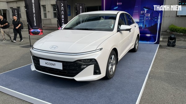 Xe sedan số sàn tại Việt Nam đang dần 'lụi tàn'