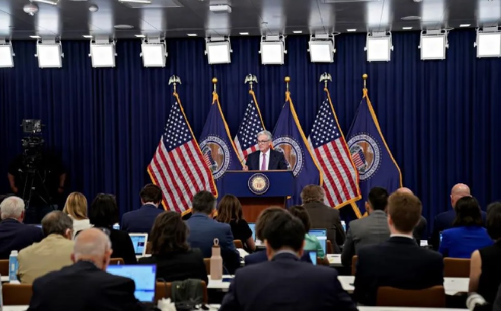 Fed cắt giảm lãi suất lần thứ ba liên tiếp - Ảnh 1.