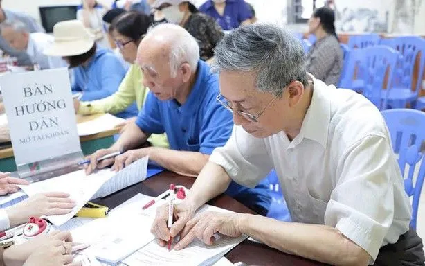 Bỏ đề xuất dùng tiền quỹ hưu trí mua bảo hiểm nhân thọ