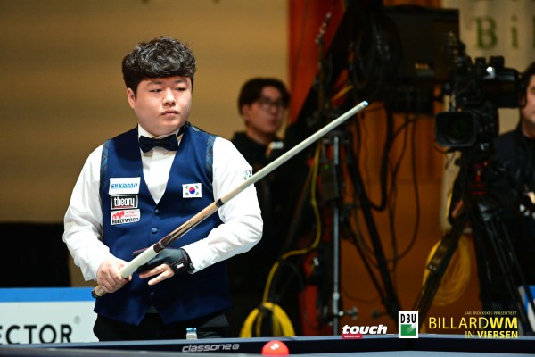 Billiards: 'Thần đồng' Hàn Quốc thống trị carom 3 băng thế giới, vô địch mùa giải 2025 Billiards: 'Thần đồng' Hàn Quốc thống trị carom 3 băng thế giới, vô địch mùa giải 2025