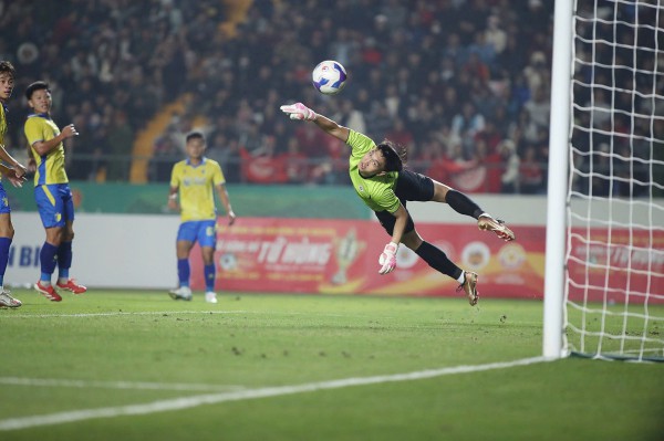 Thủ môn số 3 của U.23 Việt Nam đã về nước, Phạm Đình Hải nhập đội tại Ả Rập Xê Út Thủ môn số 3 của U.23 Việt Nam đã về nước, Phạm Đình Hải nhập đội tại Ả Rập Xê Út