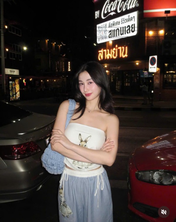 Phong cách du lịch đầu năm 2026 của dàn mỹ nhân Việt Phong cách du lịch đầu năm 2026 của dàn mỹ nhân Việt