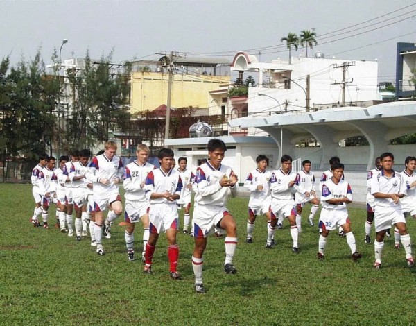 Trường ĐH Bách khoa - ĐHQT TP.HCM có trợ lý HLV Tây: Như hổ thêm cánh!