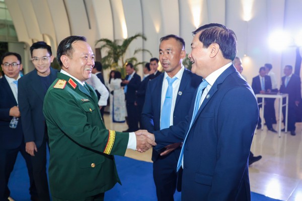 Báo Thanh Niên kỷ niệm 40 năm ngày phát hành số đầu tiên Báo Thanh Niên kỷ niệm 40 năm ngày phát hành số đầu tiên