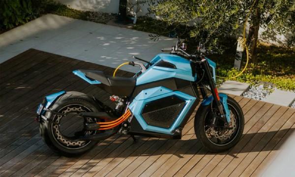 Pin thể rắn sạc nhanh như đổ xăng, sẵn sàng sản xuất hàng loạt?