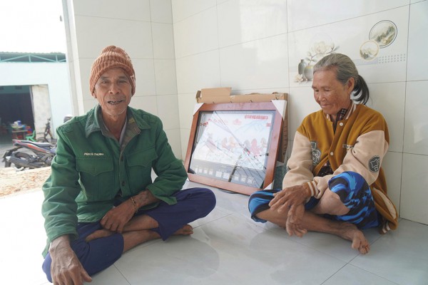 Niềm vui từ những mái nhà hồi sinh thần tốc sau bão Niềm vui từ những mái nhà hồi sinh thần tốc sau bão