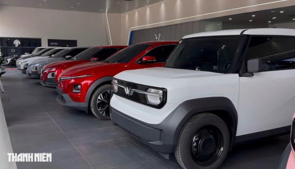 Ô tô điện bùng nổ tại Việt Nam, VinFast sắm vai 'người dẫn dắt' Ô tô điện bùng nổ tại Việt Nam, VinFast sắm vai 'người dẫn dắt'