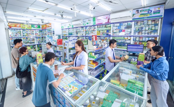 Siêu thị, nhà thuốc có nghỉ tết?