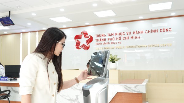 Ông Nguyễn Văn Được: 'Đảng bộ UBND TP.HCM là hàng tiền đạo, không chuyền, chỉ sút'