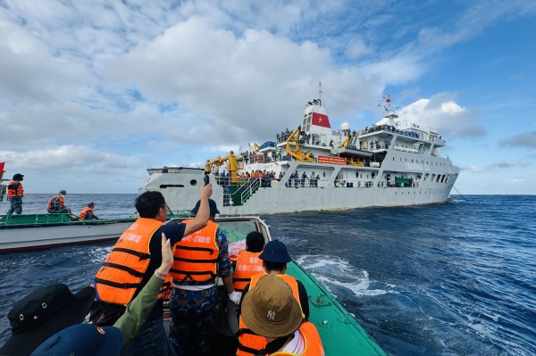 Chùm ảnh độc quyền: Trường Sa những ngày giáp Tết Bính Ngọ 2026