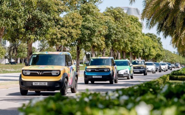 Ô tô điện lập kỷ lục tăng trưởng mới, ngày càng phổ biến